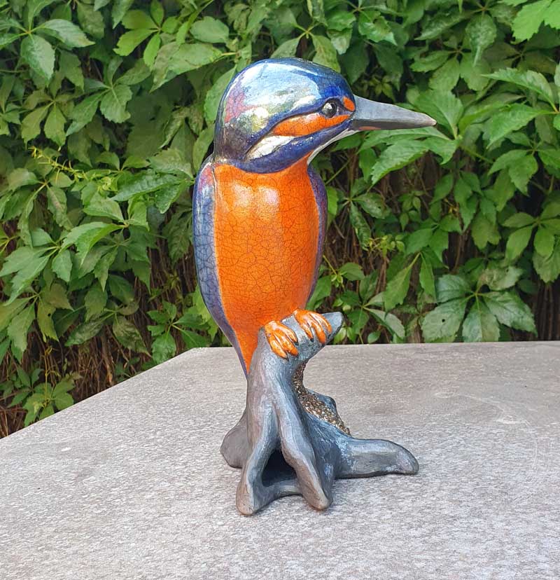 Eisvogel Raku auf Ast content-portfolio-Eisvogel-Raku-2