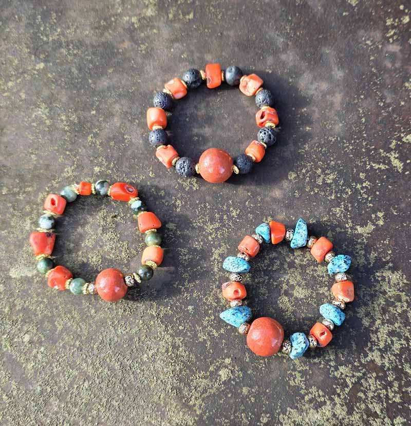 content-portfolio-armbänder-koralle-rot