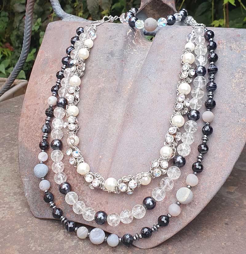 Ethno-Kette Bergkristall content-portfolio-kette-ethno-bergkristall-3